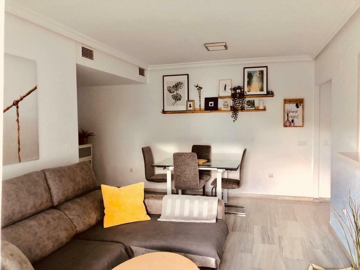 Luxury Apartment Bajondillo Beachfront Torremolinos Buitenkant foto